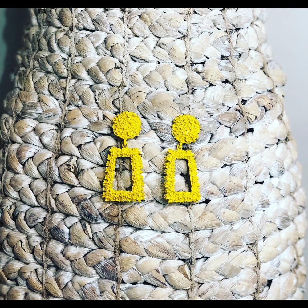 Square earrings!โ๐ฝ๐๐๐ - Picture 3 of 3